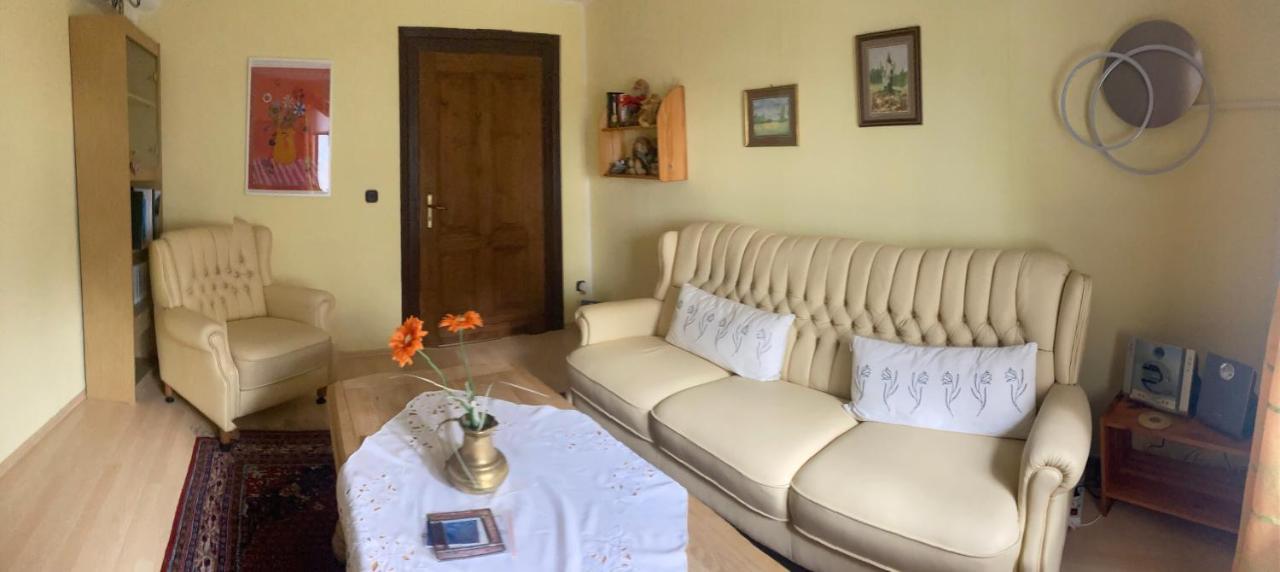 Ferienwohnung Am Markt Моншау Екстериор снимка